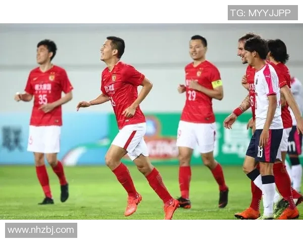 大板樱花与广州恒大激战正酣谁将赢得这场足球盛宴的荣耀之战